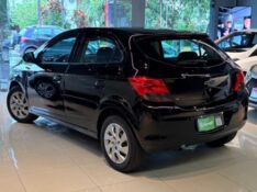 CHEVROLET ONIX 1.4 LT 2015/2015 JM AUTOMÓVEIS VENÂNCIO AIRES / Carros no Vale