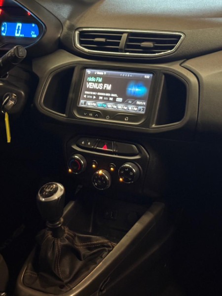 CHEVROLET ONIX 1.4 LT 2015/2015 JM AUTOMÓVEIS VENÂNCIO AIRES / Carros no Vale