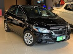 CHEVROLET ONIX 1.4 LT 2015/2015 JM AUTOMÓVEIS VENÂNCIO AIRES / Carros no Vale