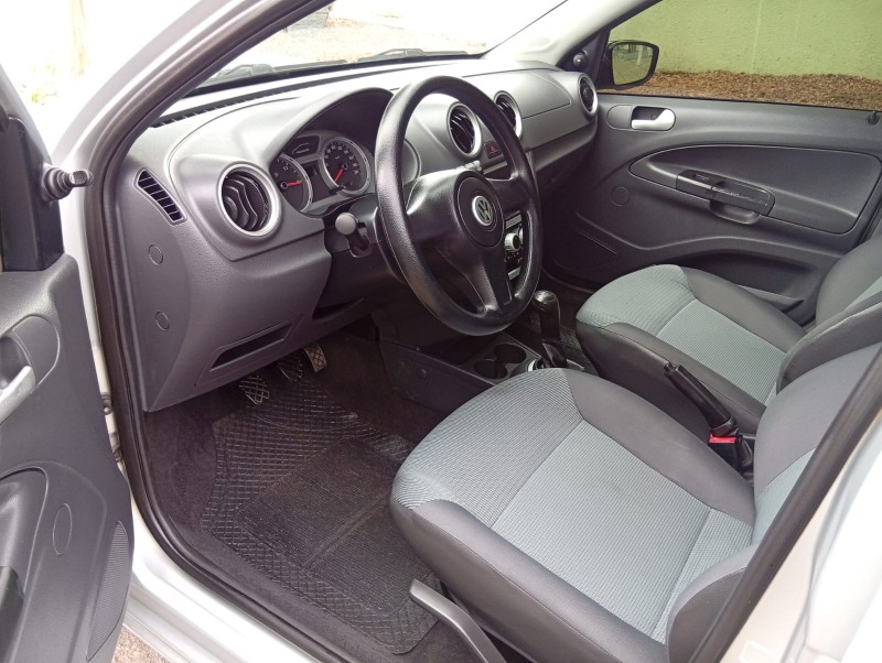 VOLKSWAGEN GOL 1.0 2011/2012 ALTERNATIVA VEÍCULOS LAJEADO / Carros no Vale