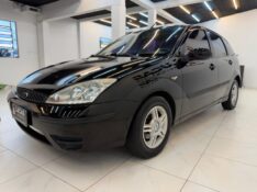 FORD FOCUS 1.6 GLX 2007/2007 LUCAS AUTOMÓVEIS BOM RETIRO DO SUL / Carros no Vale