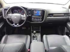 MITSUBISHI OUTLANDER 3.0 GT 2016/2016 ALTERNATIVA VEÍCULOS LAJEADO / Carros no Vale