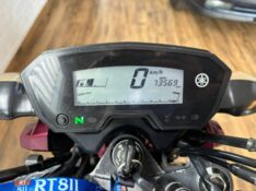 YAMAHA FAZER 250 /2017 RT 811 VEÍCULOS ARROIO DO MEIO / Carros no Vale