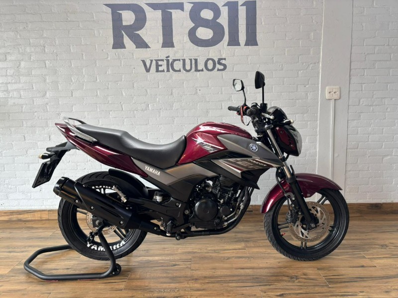 YAMAHA FAZER 250 /2017 RT 811 VEÍCULOS ARROIO DO MEIO / Carros no Vale