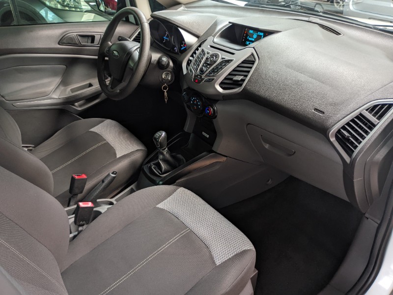 FORD ECOSPORT 1.6 SE 16V FLEX 4P MANUAL 2016/2017 RICARDO VEÍCULOS TEUTÔNIA / Carros no Vale