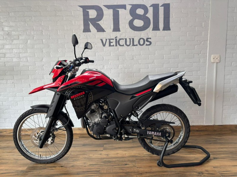 YAMAHA LANDER 250 ABS /2023 RT 811 VEÍCULOS ARROIO DO MEIO / Carros no Vale