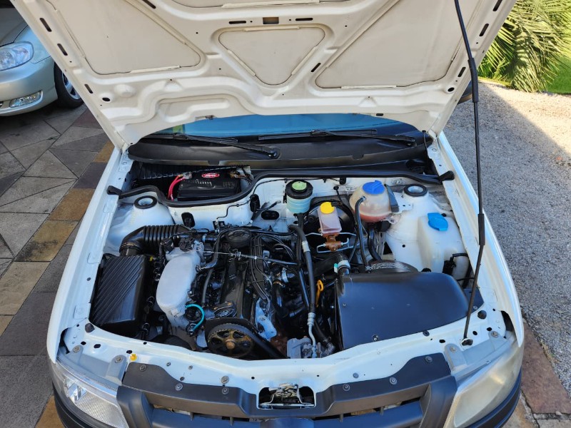 VOLKSWAGEN SAVEIRO 1.6 2008/2008 TS VEÍCULOS ANTA GORDA / Carros no Vale