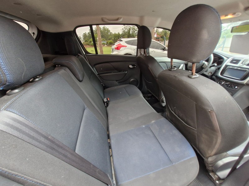 RENAULT SANDERO DYNAMIQUE 1.6 2014/2015 CRUZEIRO MULTIMARCAS CRUZEIRO DO SUL / Carros no Vale