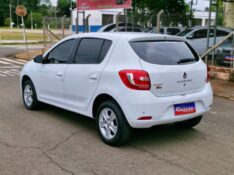 RENAULT SANDERO DYNAMIQUE 1.6 2014/2015 CRUZEIRO MULTIMARCAS CRUZEIRO DO SUL / Carros no Vale