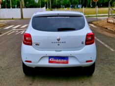 RENAULT SANDERO DYNAMIQUE 1.6 2014/2015 CRUZEIRO MULTIMARCAS CRUZEIRO DO SUL / Carros no Vale