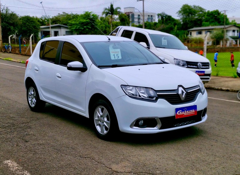 RENAULT SANDERO DYNAMIQUE 1.6 2014/2015 CRUZEIRO MULTIMARCAS CRUZEIRO DO SUL / Carros no Vale