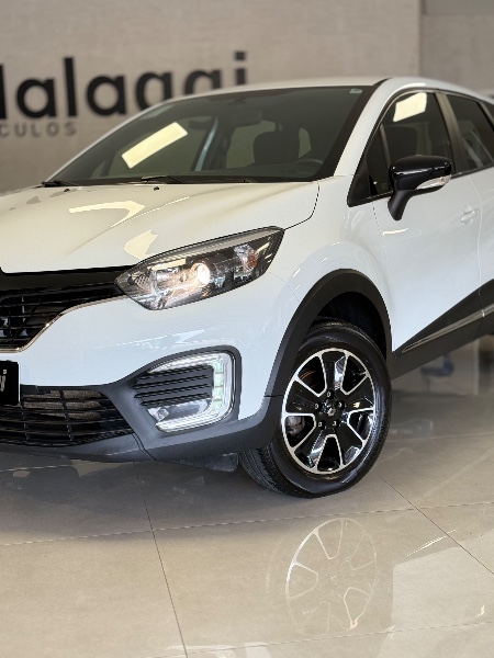 RENAULT CAPTUR CAPTUR 1.6 LIFE 16V FLEX 4P AUTOMÁTICO 2019/2020 MALAGGI VEÍCULOS ENCANTADO / Carros no Vale
