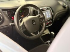 RENAULT CAPTUR CAPTUR 1.6 LIFE 16V FLEX 4P AUTOMÁTICO 2019/2020 MALAGGI VEÍCULOS ENCANTADO / Carros no Vale