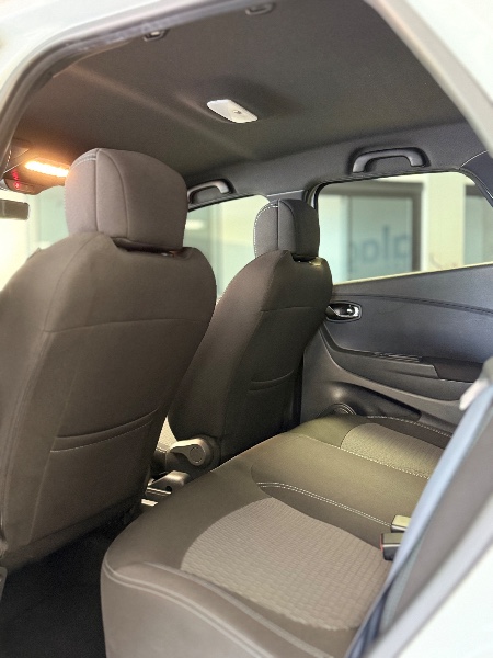 RENAULT CAPTUR CAPTUR 1.6 LIFE 16V FLEX 4P AUTOMÁTICO 2019/2020 MALAGGI VEÍCULOS ENCANTADO / Carros no Vale