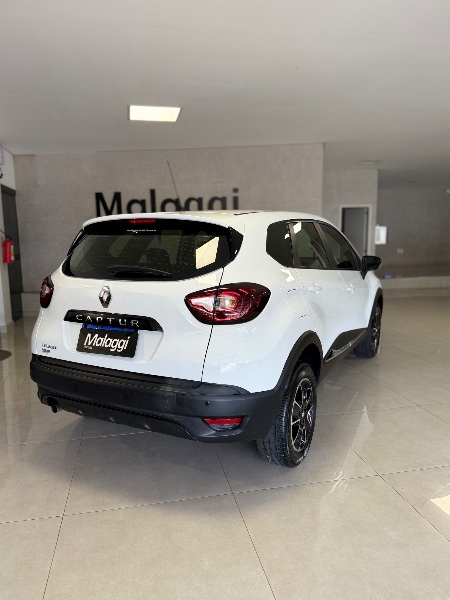 RENAULT CAPTUR CAPTUR 1.6 LIFE 16V FLEX 4P AUTOMÁTICO 2019/2020 MALAGGI VEÍCULOS ENCANTADO / Carros no Vale