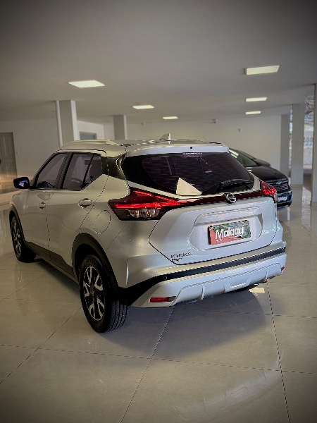 NISSAN KICKS 1.6 16V FLEXSTART SENSE XTRONIC 2021/2022 MALAGGI VEÍCULOS ENCANTADO / Carros no Vale