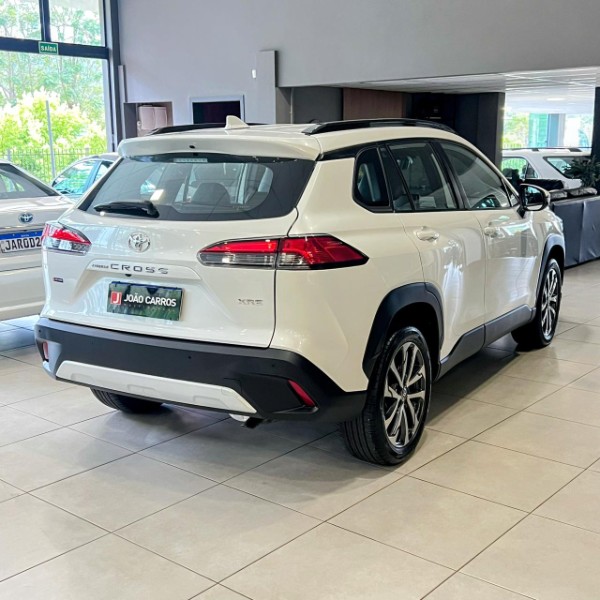 TOYOTA COROLLA CROSS XRE 2.0 16V FLEX AUT. 2023/2023 JOÃO CARROS MULTIMARCAS GUAPORÉ / Carros no Vale TOYOTA COROLLA CROSS XRE 2.0 16V FLEX AUT. 2023/2023 JOÃO CARROS MULTIMARCAS GUAPORÉ / Carros no Vale