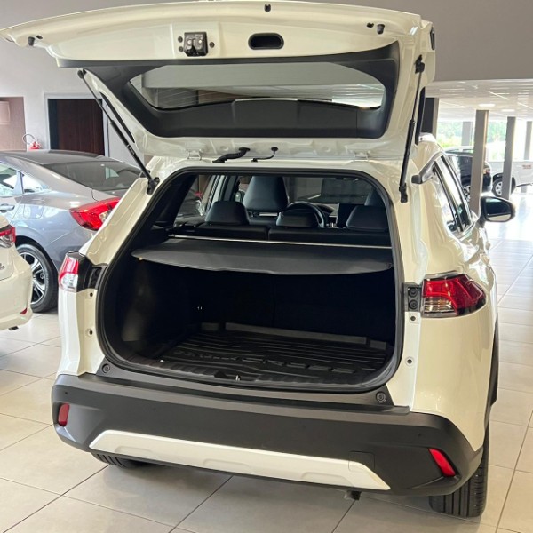 TOYOTA COROLLA CROSS XRE 2.0 16V FLEX AUT. 2023/2023 JOÃO CARROS MULTIMARCAS GUAPORÉ / Carros no Vale TOYOTA COROLLA CROSS XRE 2.0 16V FLEX AUT. 2023/2023 JOÃO CARROS MULTIMARCAS GUAPORÉ / Carros no Vale