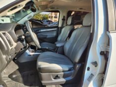 CHEVROLET S10 LTZ 2.8 CD 4X4 2018/2019 TS VEÍCULOS ANTA GORDA / Carros no Vale