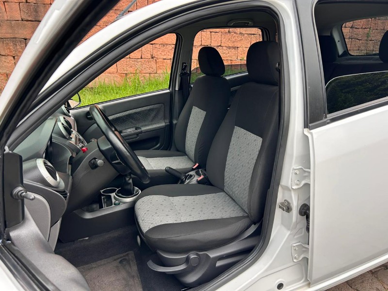 FORD FIESTA SE 1.6 8V FLEX 5P 2014/2014 LS MULTIMARCAS VENÂNCIO AIRES / Carros no Vale