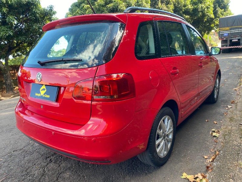 VOLKSWAGEN SPACEFOX TREND 1.6 GII 2012/2013 ESTAÇÃO DO CARRO ESTRELA / Carros no Vale