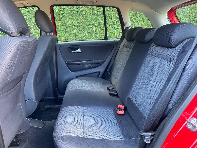 VOLKSWAGEN SPACEFOX TREND 1.6 GII 2012/2013 ESTAÇÃO DO CARRO ESTRELA / Carros no Vale