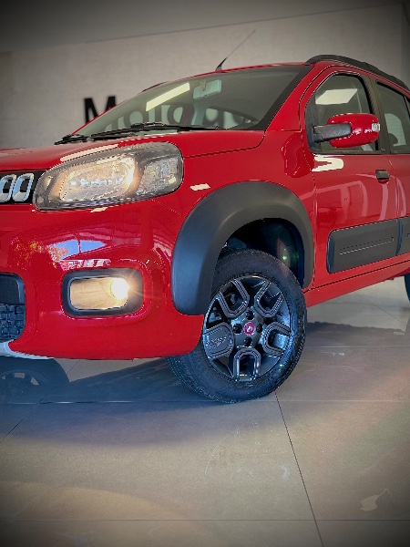 FIAT UNO 1.0 EVO WAY 8V FLEX 4P MANUAL 2015/2016 MALAGGI VEÍCULOS ENCANTADO / Carros no Vale