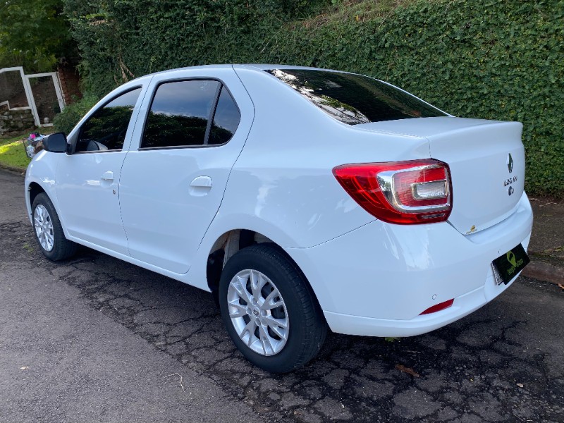 RENAULT LOGAN ZEN 1.6 2021/2022 ESTAÇÃO DO CARRO ESTRELA / Carros no Vale