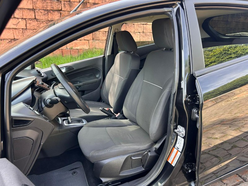 FORD FIESTA 1.6 16V FLEX AUT. 5P 2014/2014 LS MULTIMARCAS VENÂNCIO AIRES / Carros no Vale