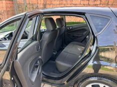 FORD FIESTA 1.6 16V FLEX AUT. 5P 2014/2014 LS MULTIMARCAS VENÂNCIO AIRES / Carros no Vale