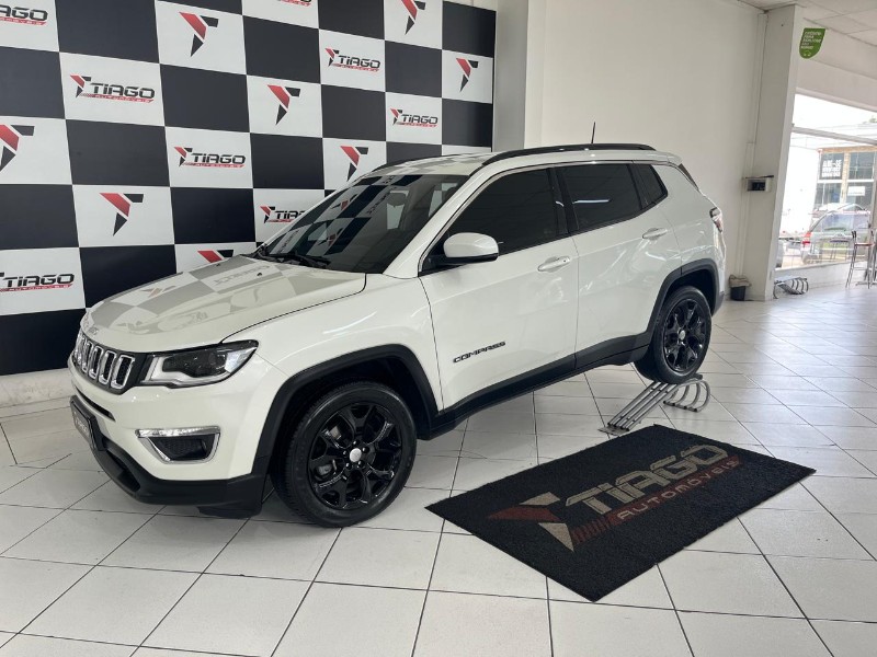 JEEP COMPASS 2.0 16V FLEX LONGITUDE AUTOMÁTICO 2019/2019 TIAGO AUTOMÓVEIS VENÂNCIO AIRES / Carros no Vale