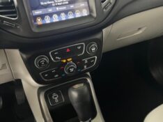 JEEP COMPASS 2.0 16V FLEX LONGITUDE AUTOMÁTICO 2019/2019 TIAGO AUTOMÓVEIS VENÂNCIO AIRES / Carros no Vale