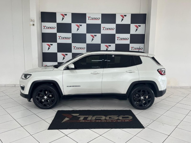 JEEP COMPASS 2.0 16V FLEX LONGITUDE AUTOMÁTICO 2019/2019 TIAGO AUTOMÓVEIS VENÂNCIO AIRES / Carros no Vale