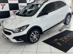 CHEVROLET ONIX HATCH ACTIV 1.4 8V FLEX 5P AUT. 2018/2018 TIAGO AUTOMÓVEIS VENÂNCIO AIRES / Carros no Vale