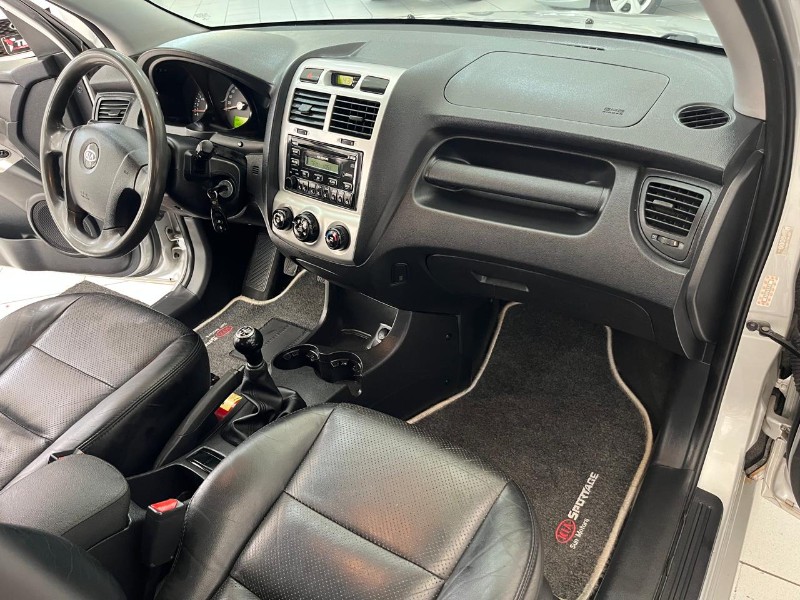 KIA SPORTAGE 2.0 LX 4X2 16V 2008/2008 TIAGO AUTOMÓVEIS VENÂNCIO AIRES / Carros no Vale