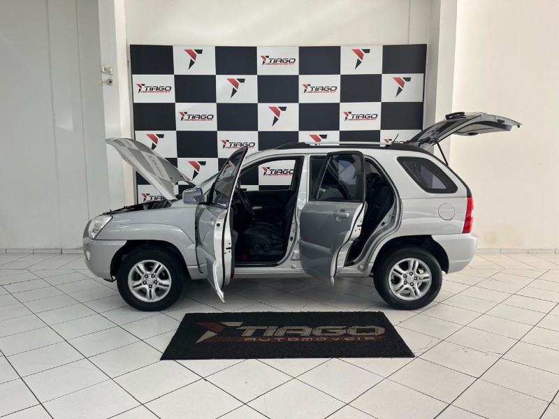 KIA SPORTAGE 2.0 LX 4X2 16V 2008/2008 TIAGO AUTOMÓVEIS VENÂNCIO AIRES / Carros no Vale