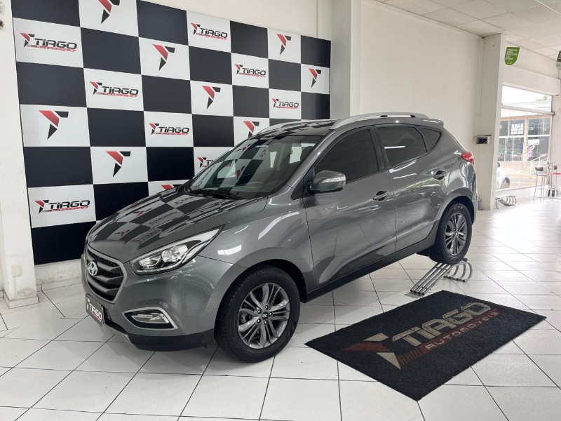 HYUNDAI IX 35 IX35 2.0 2019/2019 TIAGO AUTOMÓVEIS VENÂNCIO AIRES / Carros no Vale
