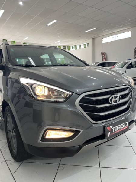 HYUNDAI IX 35 IX35 2.0 2019/2019 TIAGO AUTOMÓVEIS VENÂNCIO AIRES / Carros no Vale