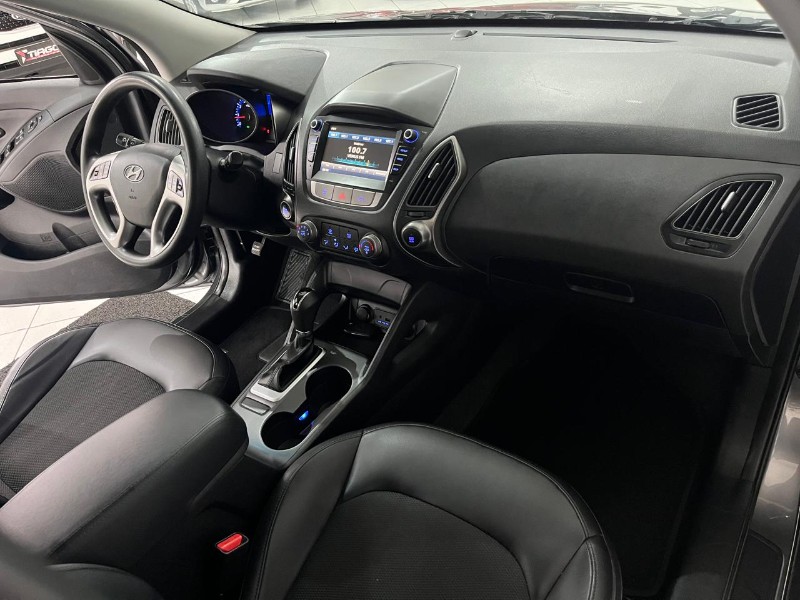HYUNDAI IX 35 IX35 2.0 2019/2019 TIAGO AUTOMÓVEIS VENÂNCIO AIRES / Carros no Vale