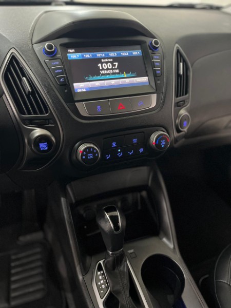 HYUNDAI IX 35 IX35 2.0 2019/2019 TIAGO AUTOMÓVEIS VENÂNCIO AIRES / Carros no Vale