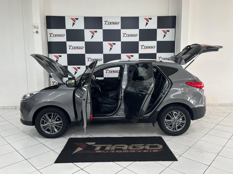 HYUNDAI IX 35 IX35 2.0 2019/2019 TIAGO AUTOMÓVEIS VENÂNCIO AIRES / Carros no Vale