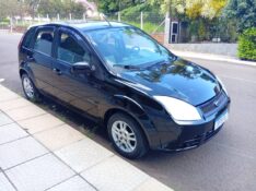 FORD FIESTA 1.0 8V /CLASS 8V 2009/2009 ALTERNATIVA VEÍCULOS LAJEADO / Carros no Vale
