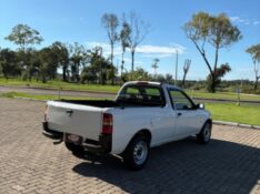 FORD COURIER 1.6 L 8V /2010 NEURI VEÍCULOS LAJEADO / Carros no Vale