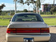 TOYOTA COROLLA 1.8 LE 16V 1995/1995 NEURI VEÍCULOS LAJEADO / Carros no Vale