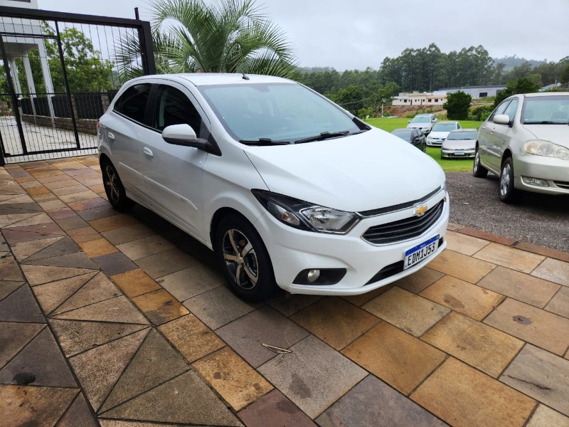 CHEVROLET ONIX LTZ 1.4 MPFI 8V 4P AUT. 2019/2019 TS VEÍCULOS ANTA GORDA / Carros no Vale