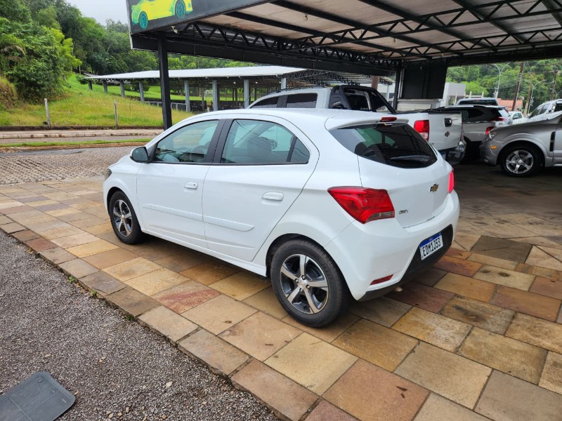 CHEVROLET ONIX LTZ 1.4 MPFI 8V 4P AUT. 2019/2019 TS VEÍCULOS ANTA GORDA / Carros no Vale