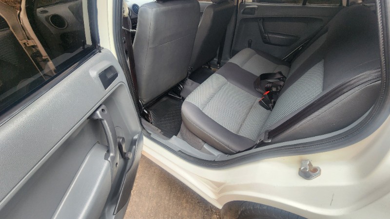 VOLKSWAGEN GOL 1.0 GIV 2012/2013 FERNANDO AUTOMÓVEIS | REVENDA DE CARROS ARROIO DO MEIO ARROIO DO MEIO / Carros no Vale