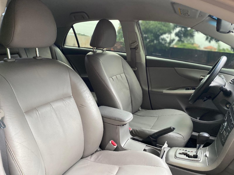 TOYOTA COROLLA XEI 1.8 2009/2009 ESTAÇÃO DO CARRO ESTRELA / Carros no Vale