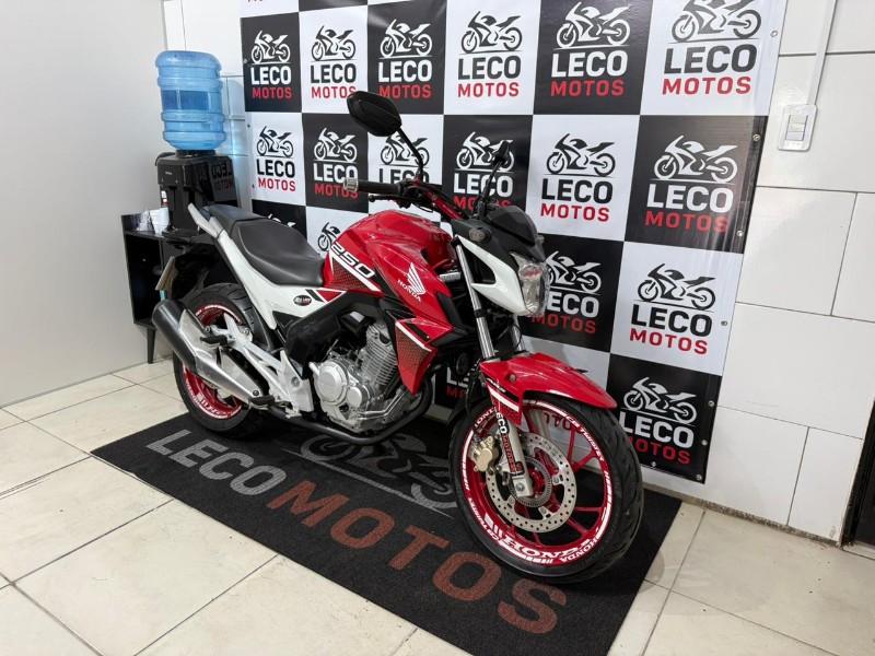 HONDA MOTOS CB 250F TWISTER ABS 2021/2021 LECO MOTOS VENÂNCIO AIRES / Carros no Vale