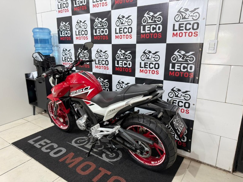 HONDA MOTOS CB 250F TWISTER ABS 2021/2021 LECO MOTOS VENÂNCIO AIRES / Carros no Vale